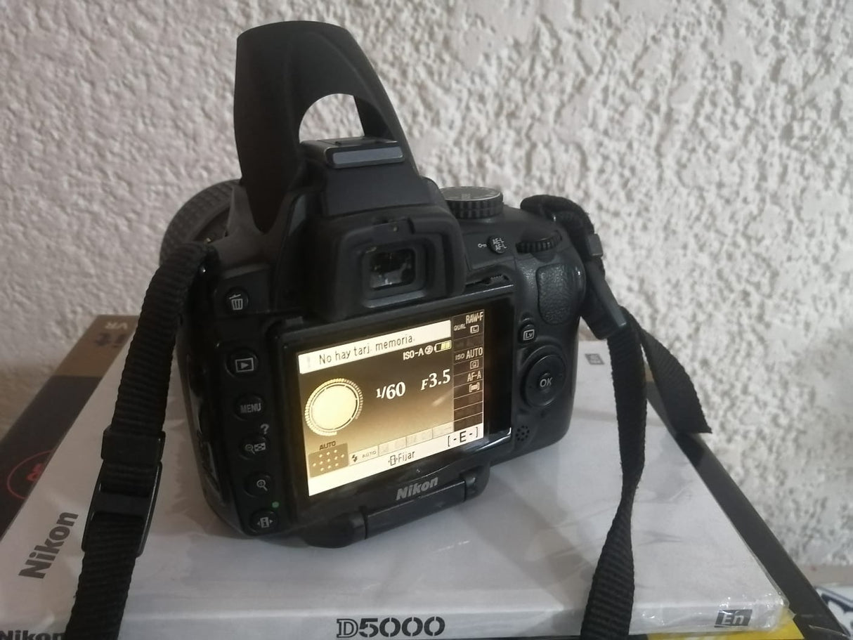 NikonD500039677a3f-baca-480c-9950-e71db8fc2eb5