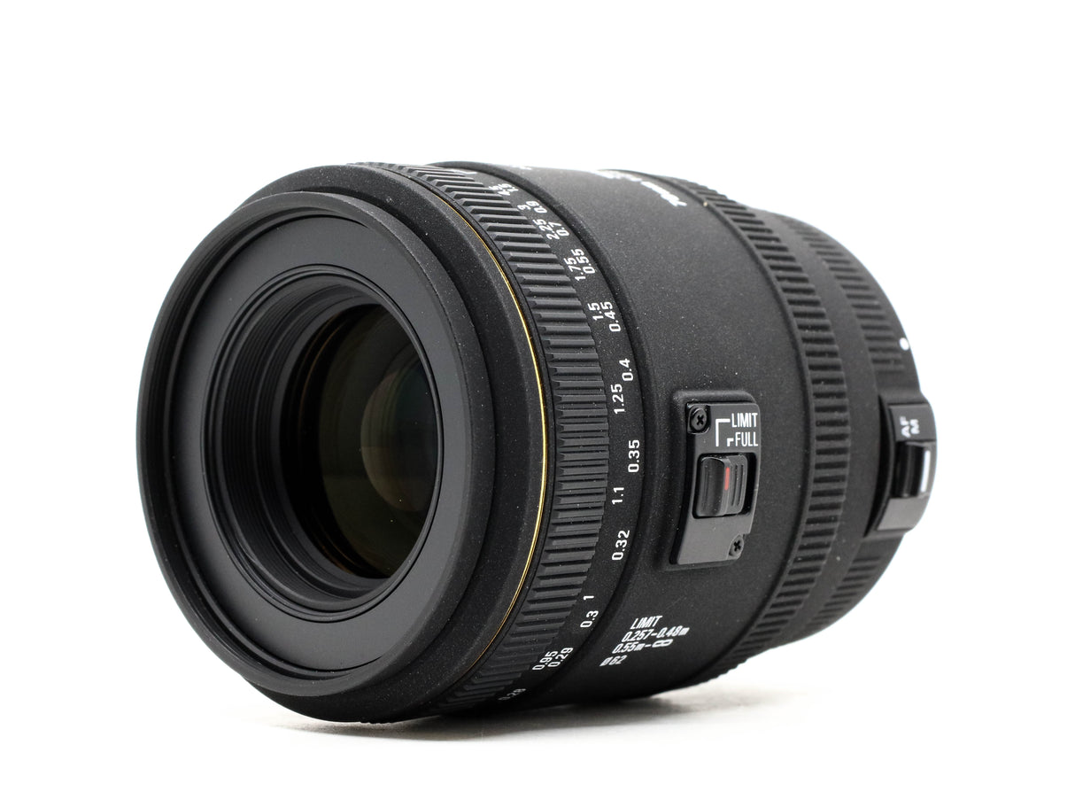 Sigma 70mm f/2.8 EX DG Macro - Compatibile con Canon EF