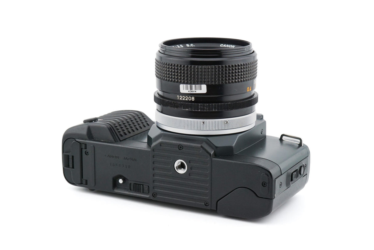 Canon T70 + 35mm f3.5 SC