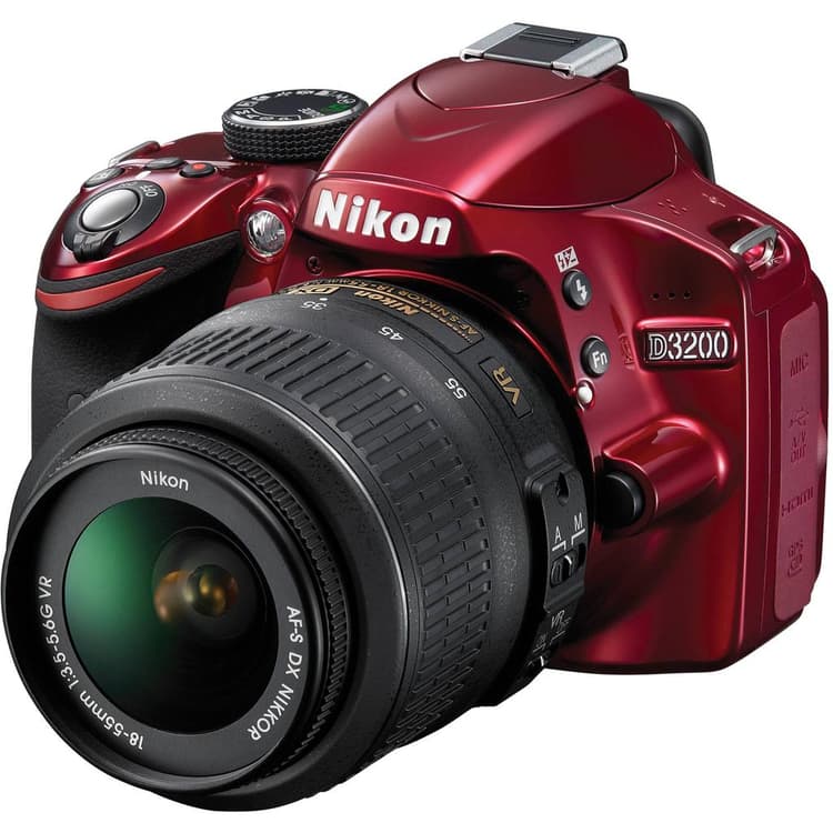 SLR D3200 - Rosso Nikon Nikkor AF-S DX 18-55mm f/3.5-5.6G VR II f/3.5-5.6