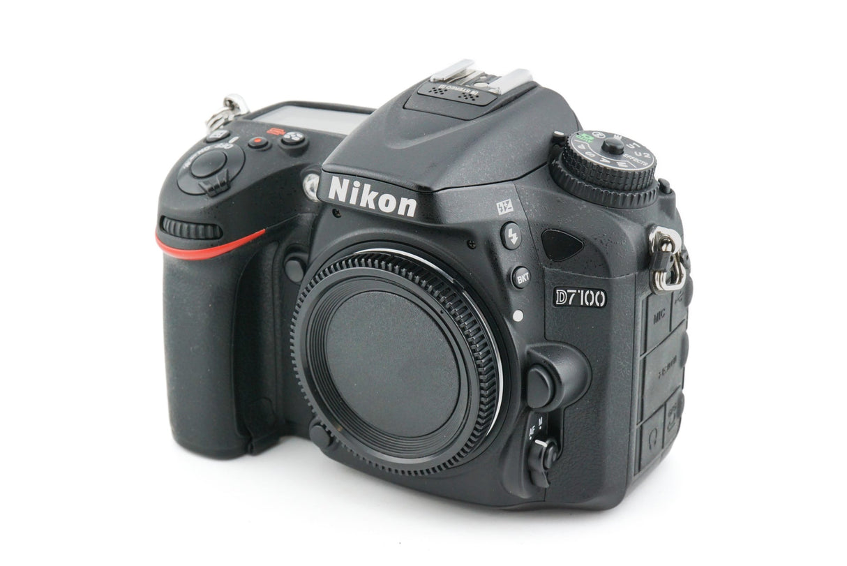 Nikon D7100
