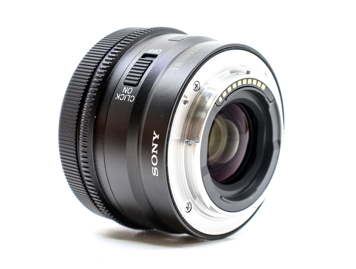 Sony FE 40 mm f/2.5 G