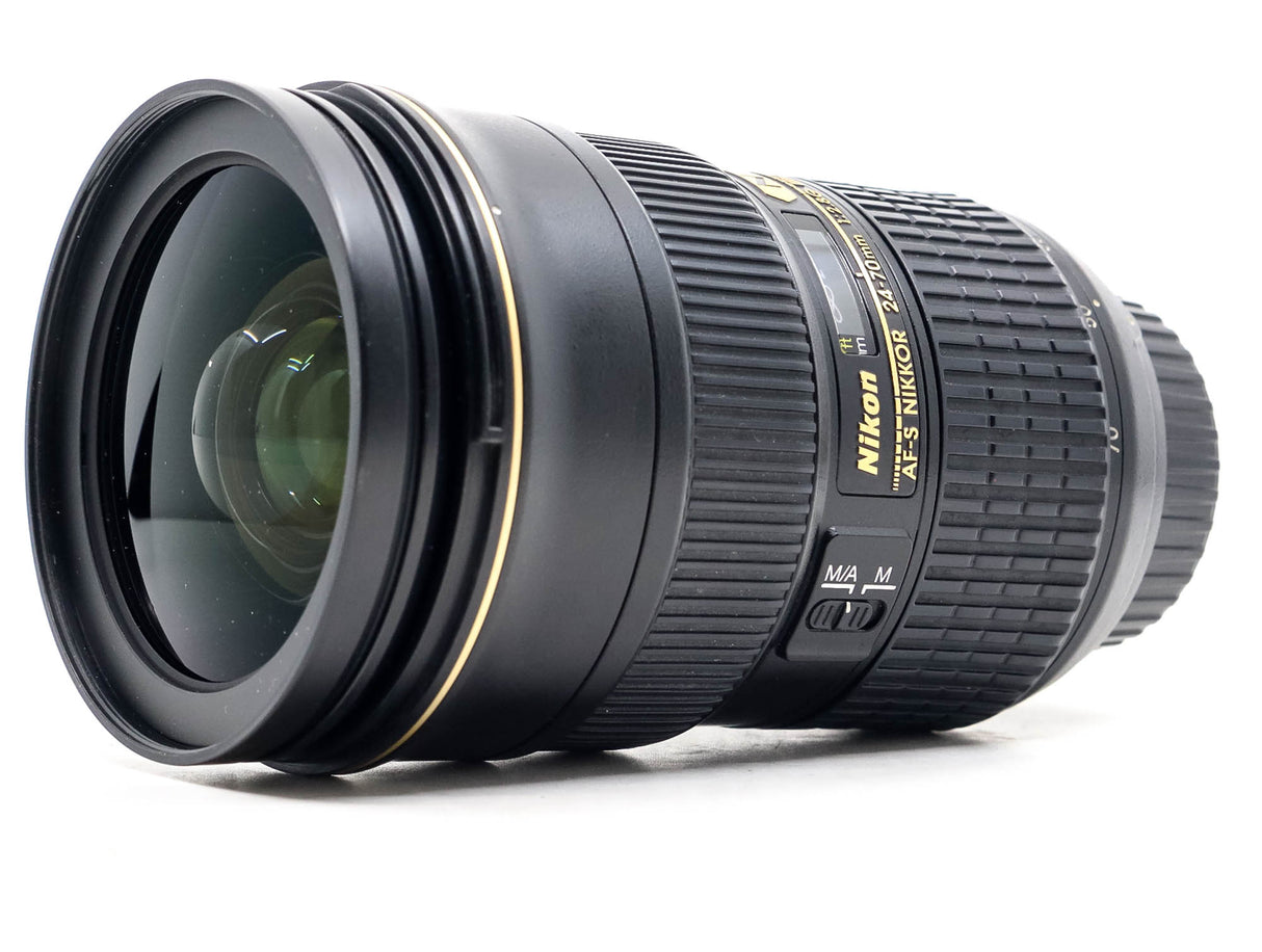 Nikon AF-S Nikkor 24-70mm f/2.8G IF-ED - segunda mano - excelente estado - detalle 2 de 3 - SKU 3799960 - Camera Market