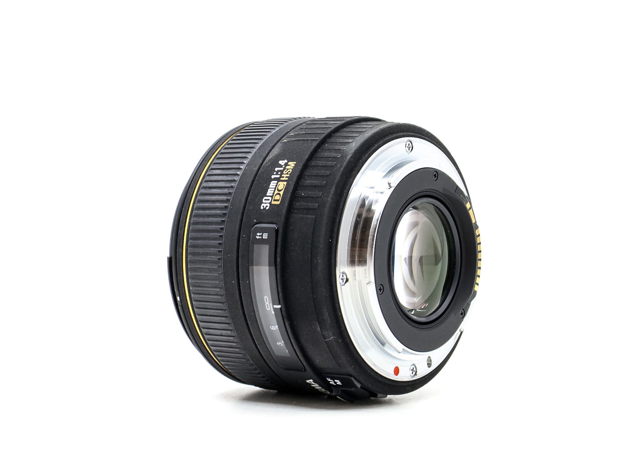 Sigma 18-50mm f/2.8 EX DC - Sigma SA Fit