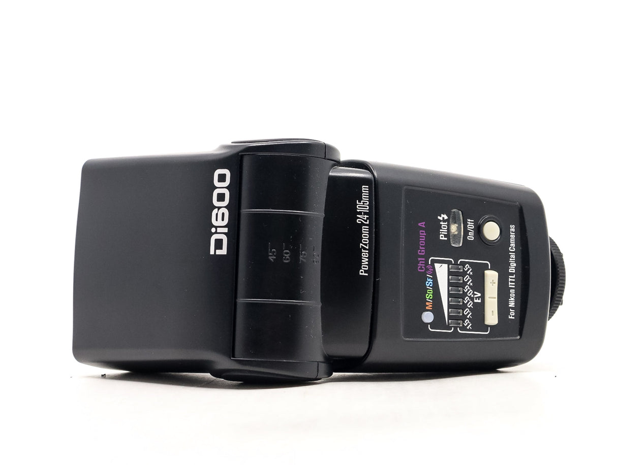 Speedlite Nissin Di600 - Dedicato a Nikon