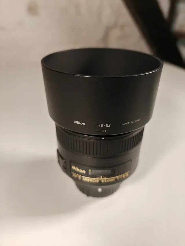 NikonNikkor 85mm f1.8G541857f3-8881-48c0-ae7e-7d8d4a63e486