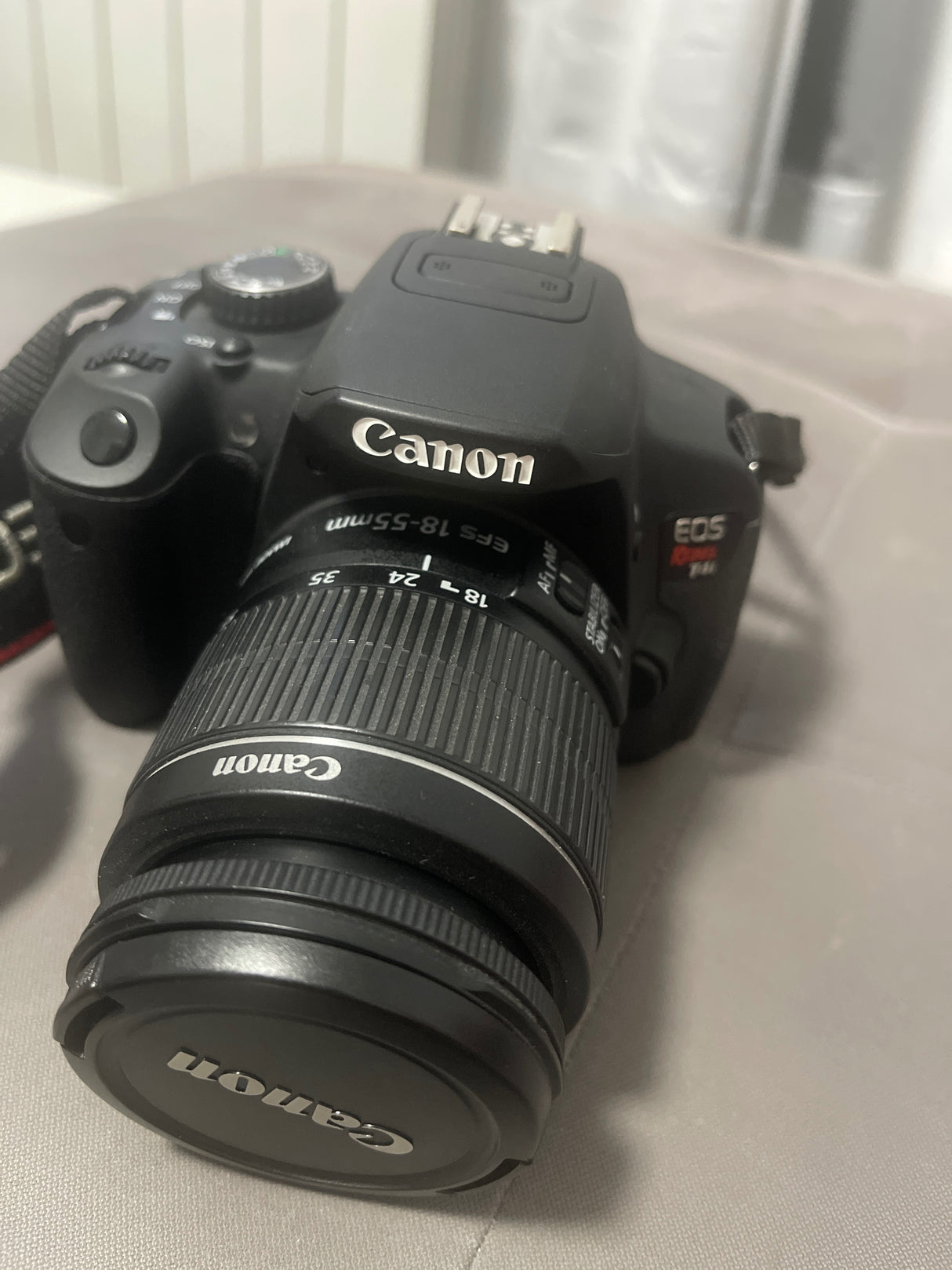 Cannon Rebel T4i2215e764-c950-4068-82f8-b2a88cee2b42