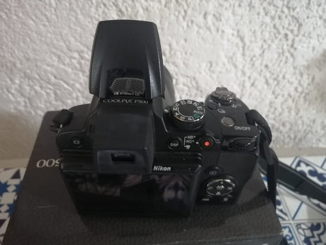NIKONCOOLPIX P500e9be4bf8-10a2-4af0-93f6-442fcd0035fe