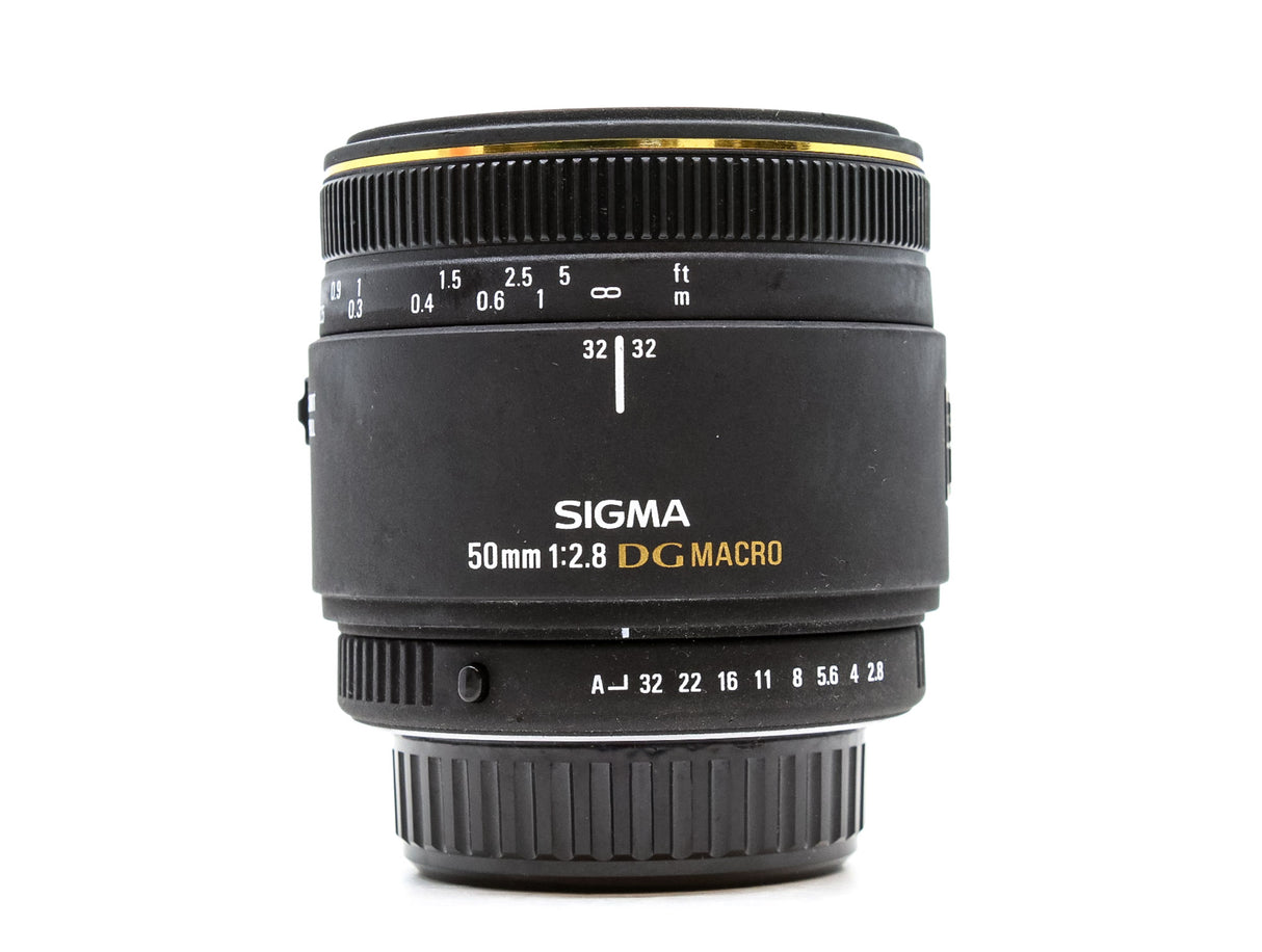 Sigma 50mm f/2.8 EX Macro - Pentax Fit