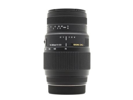 Sigma 70-300mm f/4-5.6 DG Macro - Sony A Fit - segunda mano - excelente estado - foto principal - SKU 3778165 - Camera Market