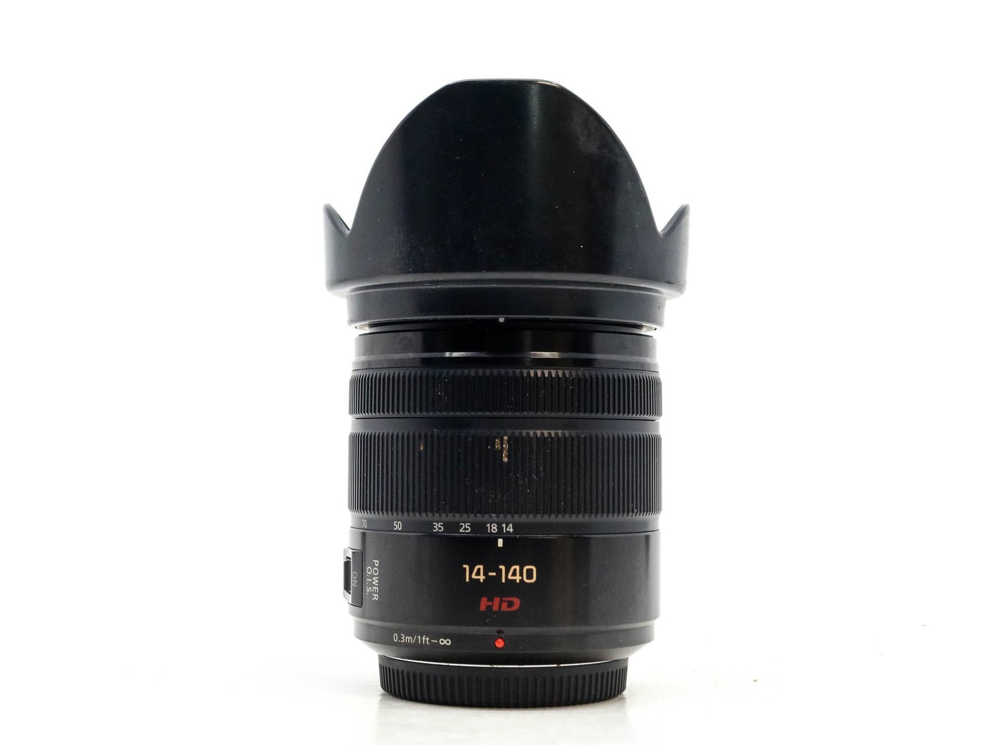 Panasonic Lumix G Vario 14-140mm f/3.5-5.6 ASPH Power O.I.S. (Red HD) · imagen principal