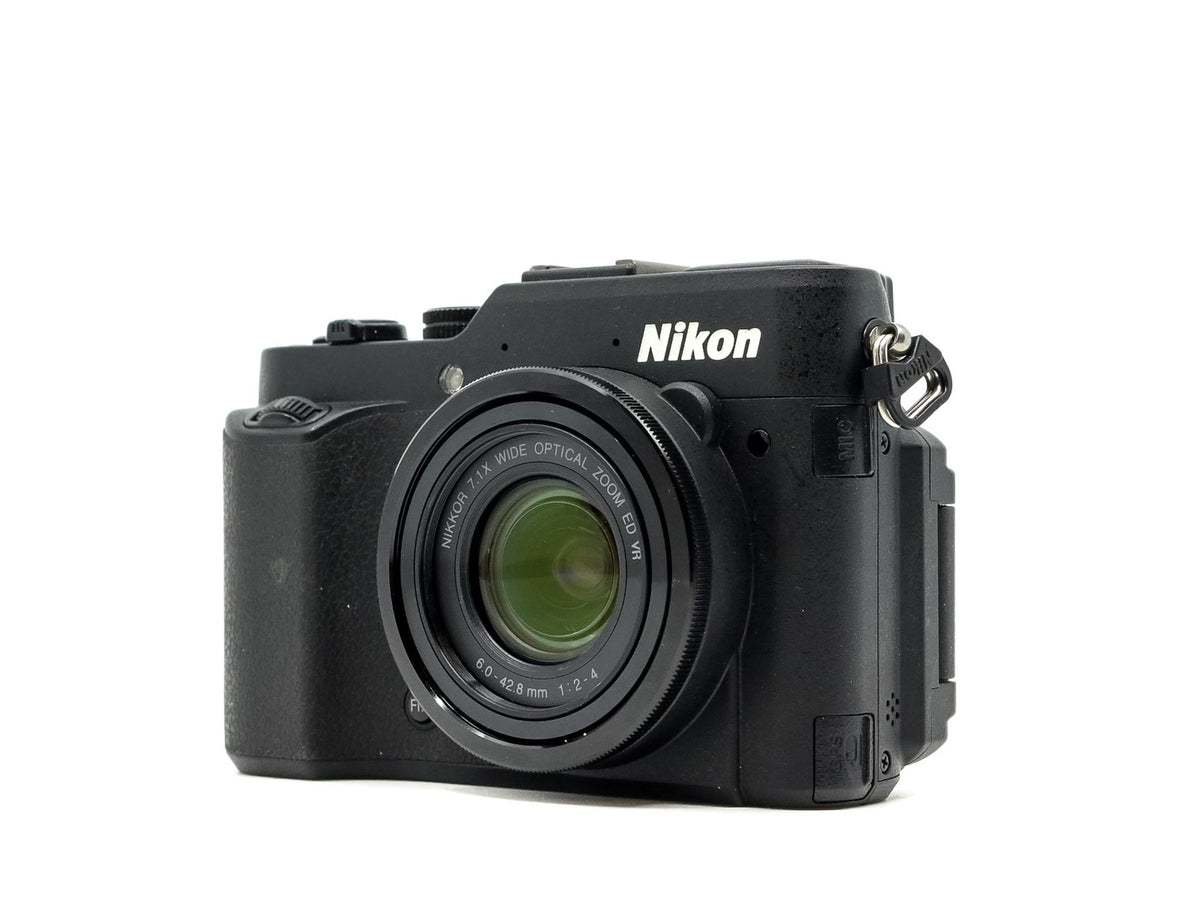 Nikon Coolpix P7800 · imagen principal