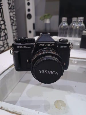 Yashica Fx-34f83d4a1-6de9-4731-b7a4-aaa62f37808c