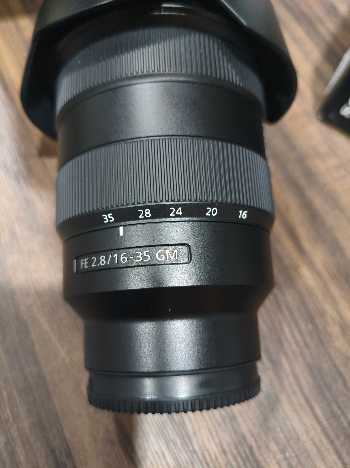 SonySEL1635GMe4c9102b-82e1-4d62-82f4-66375699802b