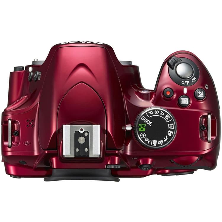 SLR D3200 - Red Nikon Nikkor AF-S DX 18-55mm f/3.5-5.6G VR II f