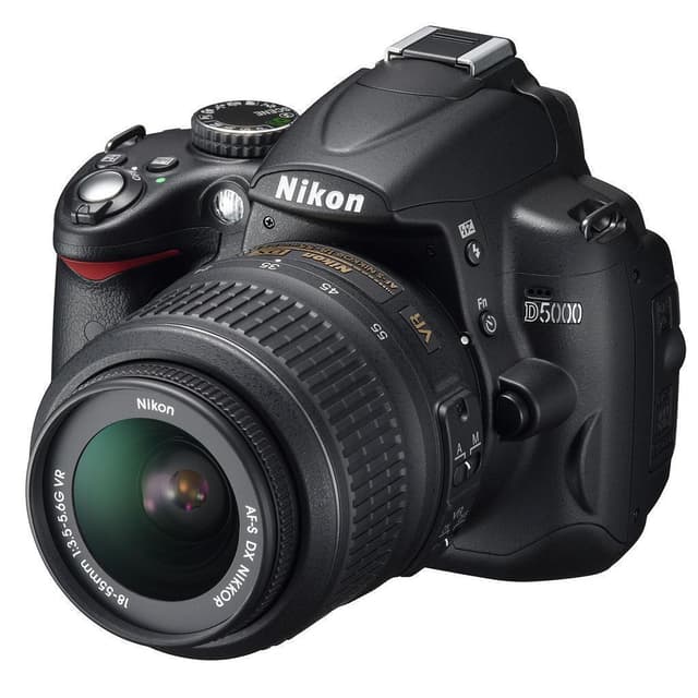 SLR D5000 - Black + Nikon AF-S DX Nikkor ED 18-55mm f/3.5-5.6G II f/3.5-5.6G II · imagen principal