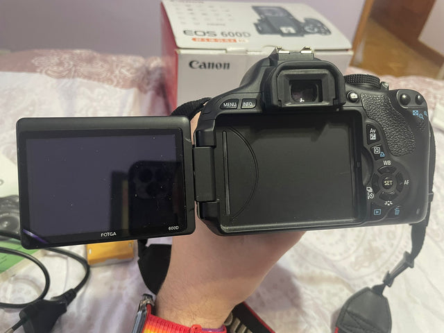 CanonEOS 600Ddf45cac7-dd13-4325-be6b-ed48704c214e