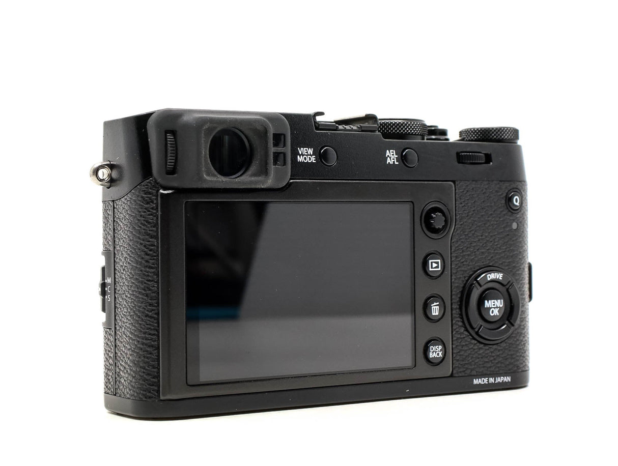 Fujifilm X100F - segunda mano - excelente estado - detalle 3 de 4 - SKU 3787740 - Camera Market