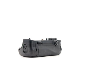 Nikon MB-D15 Battery Grip - segunda mano - excelente estado - detalle 2 de 4 - SKU 3787789 - Camera Market