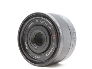 Sony FE 35mm f/2.8 ZA Zeiss Sonnar T* - segunda mano - excelente estado - detalle 2 de 3 - SKU 3786114 - Camera Market