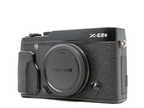 Fujifilm X-E2S - segunda mano - excelente estado - foto principal - SKU 3782132 - Camera Market