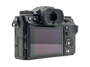 Fujifilm X-T5 - segunda mano - excelente estado - detalle 4 de 4 - SKU 3791957 - Camera Market