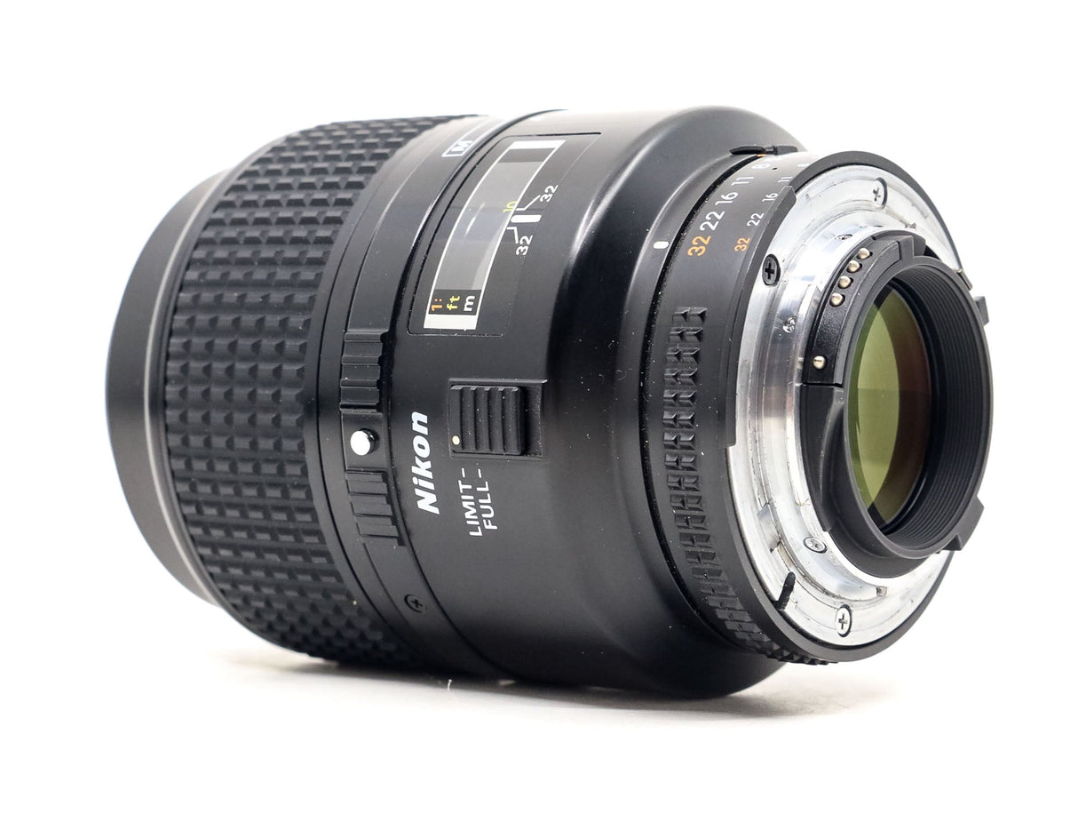 Nikon AF Nikkor 105mm f/2.8 Micro - segunda mano - excelente estado - detalle 3 de 3 - SKU 3714664 - Camera Market
