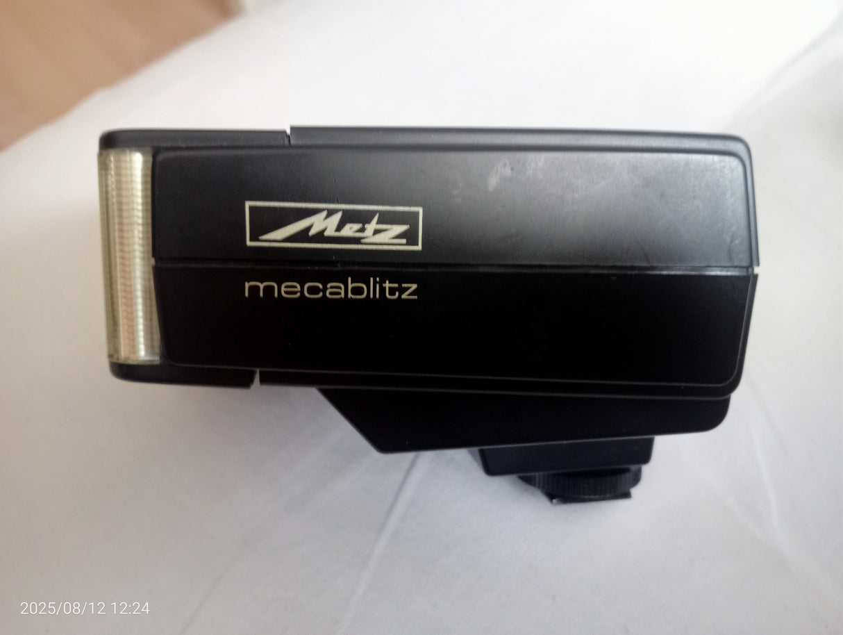 MetzMetz 28 C-2 d009cb36-1904-453f-8cb2-ed87cf9a326a