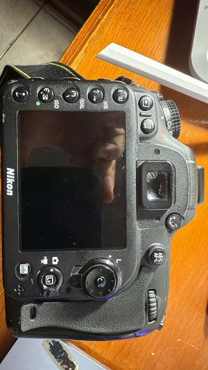 Nikon D7100be2aa546-13b5-415b-8e64-4c62740da7b9