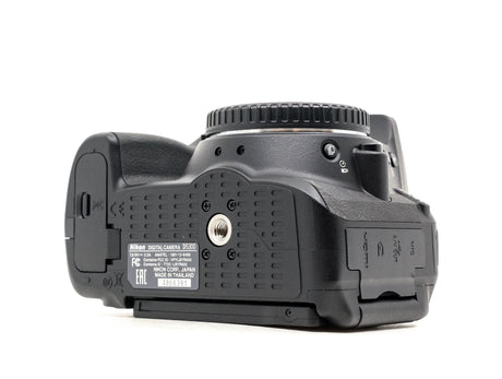 Nikon D5300 - segunda mano - excelente estado - detalle 2 de 4 - SKU 3705127 - Camera Market