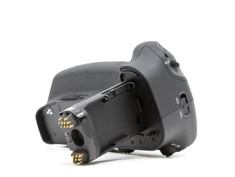 Canon BG-E11 Battery Grip - segunda mano - excelente estado - detalle 3 de 4 - SKU 3778501 - Camera Market