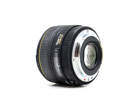 Sigma 18-50mm f/2.8 EX DC - Sigma SA Fit