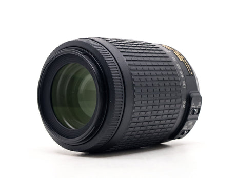 Nikon AF-S DX Nikkor 55-200mm f/4-5.6G IF-ED VR - segunda mano - excelente estado - detalle 2 de 3 - SKU 3772892 - Camera Mar