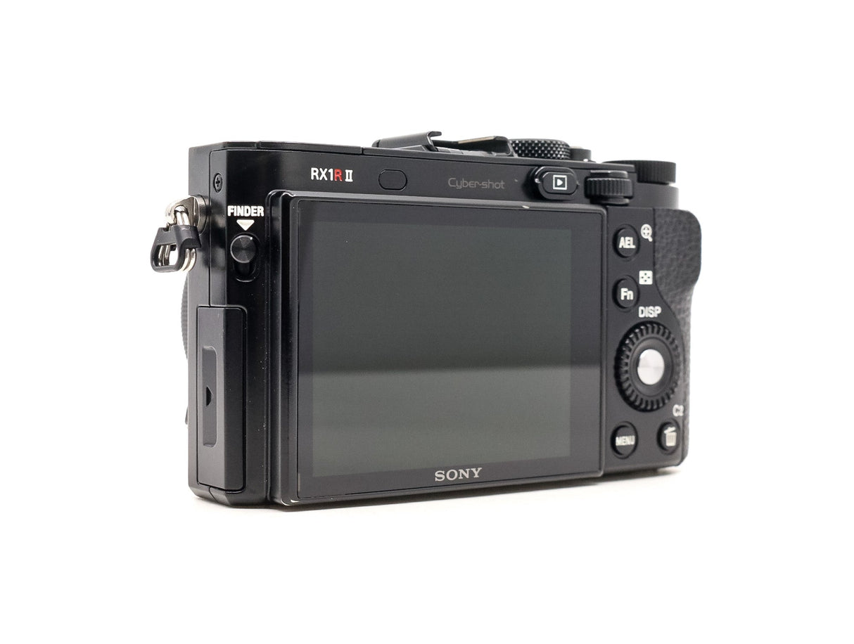 Sony Cyber-shot DSC-RX1R Mark II - segunda mano - excelente estado - detalle 4 de 4 - SKU 3798357 - Camera Market