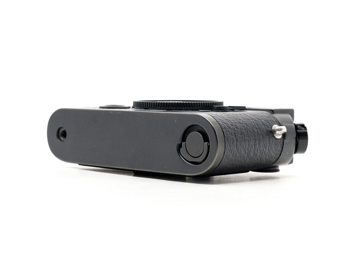 Leica M6 .72mm Black Chrome [10404] - segunda mano - excelente estado - detalle 2 de 4 - SKU 3697982 - Camera Market