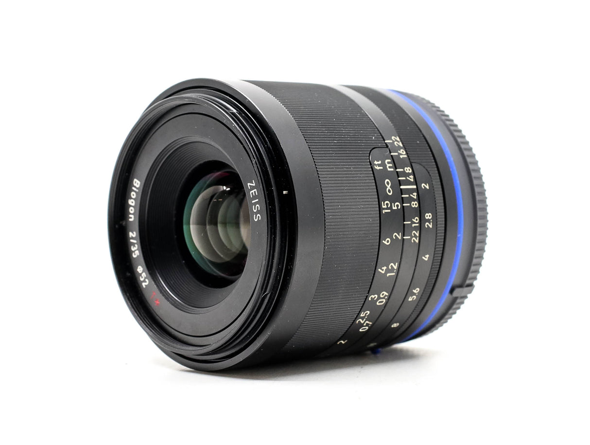 ZEISS Loxia 35mm f/2 Biogon T* - Sony FE Fit