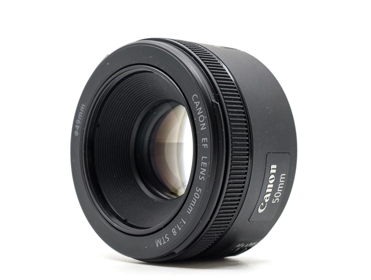 Canon EF 50mm f/1.8 STM - segunda mano - excelente estado - detalle 2 de 3 - SKU 3732160 - Camera Market