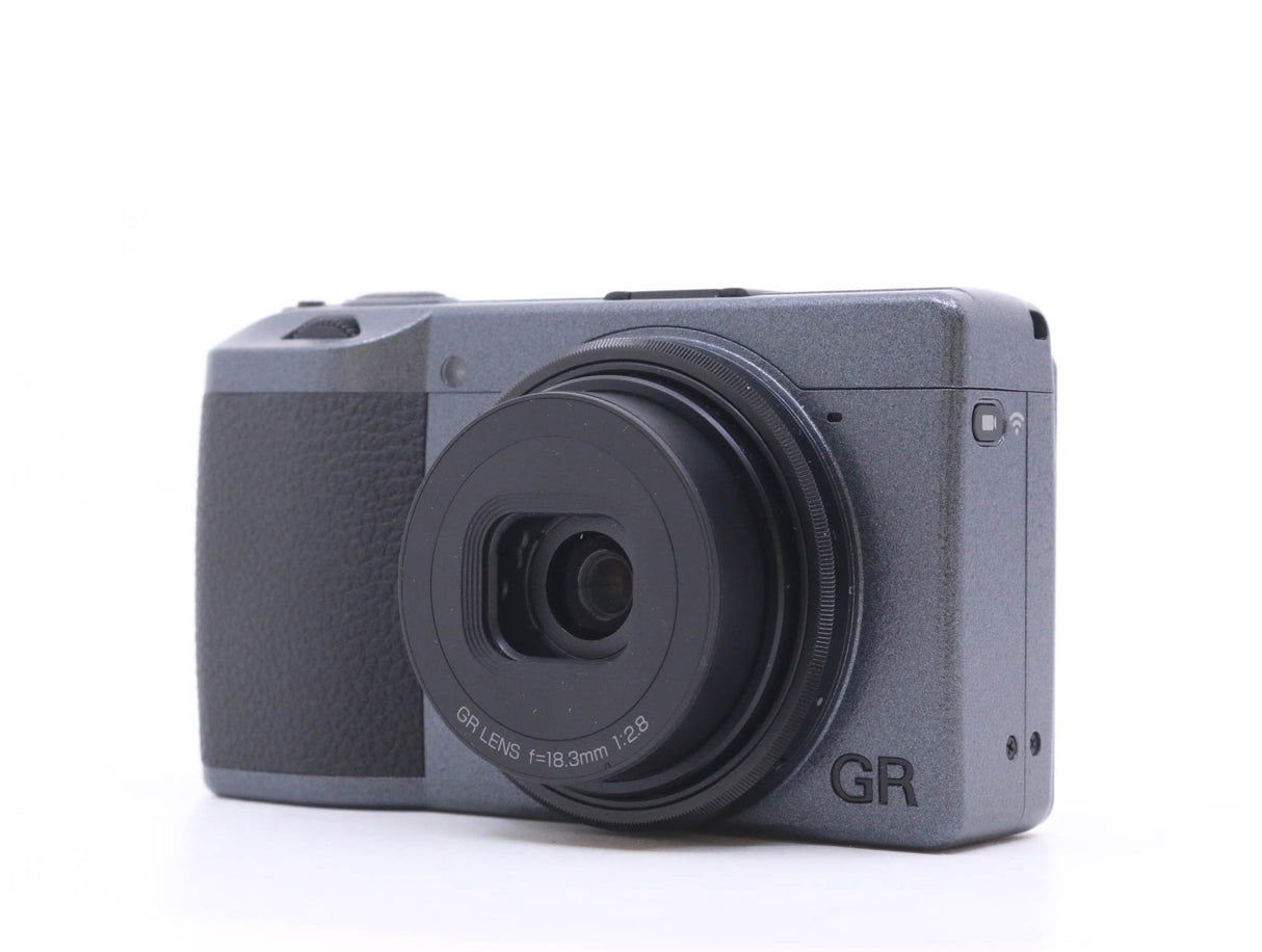 Discover the incredible features of the Ricoh GR III at Camera