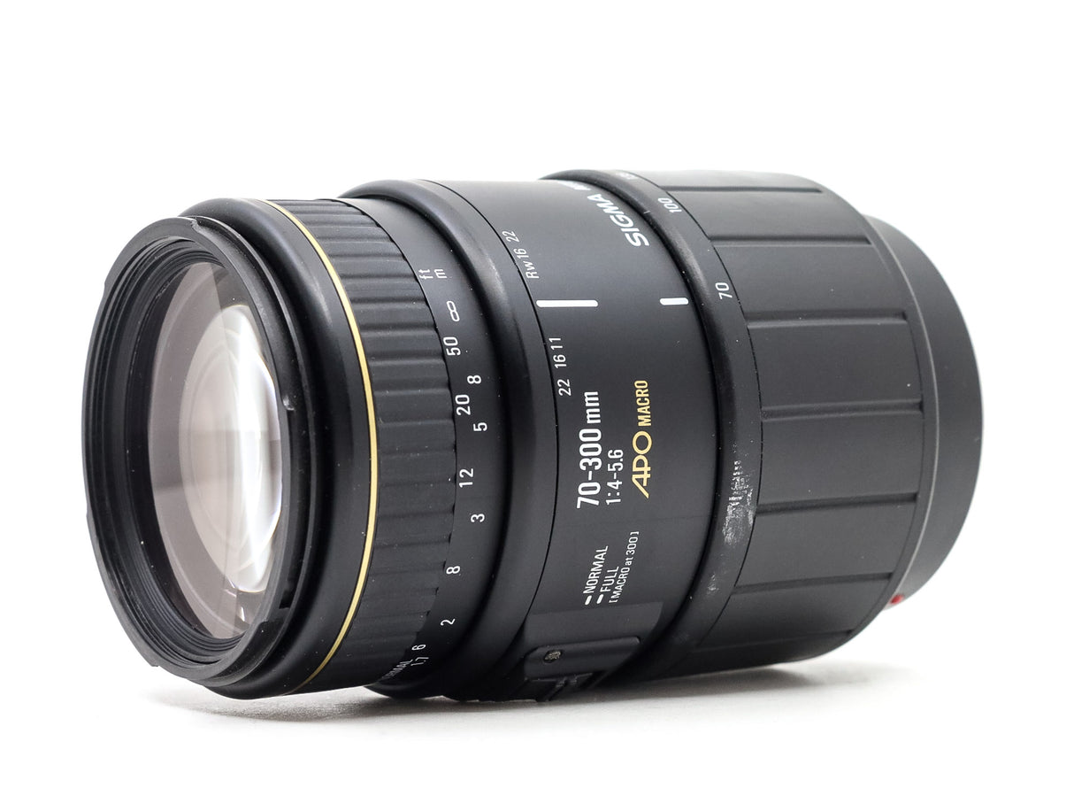 Sigma 70-300mm f/4-5.6 APO Macro - Sony A Fit