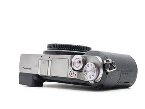 Panasonic Lumix DC-GX9 - segunda mano - excelente estado - detalle 3 de 4 - SKU 3722151 - Camera Market