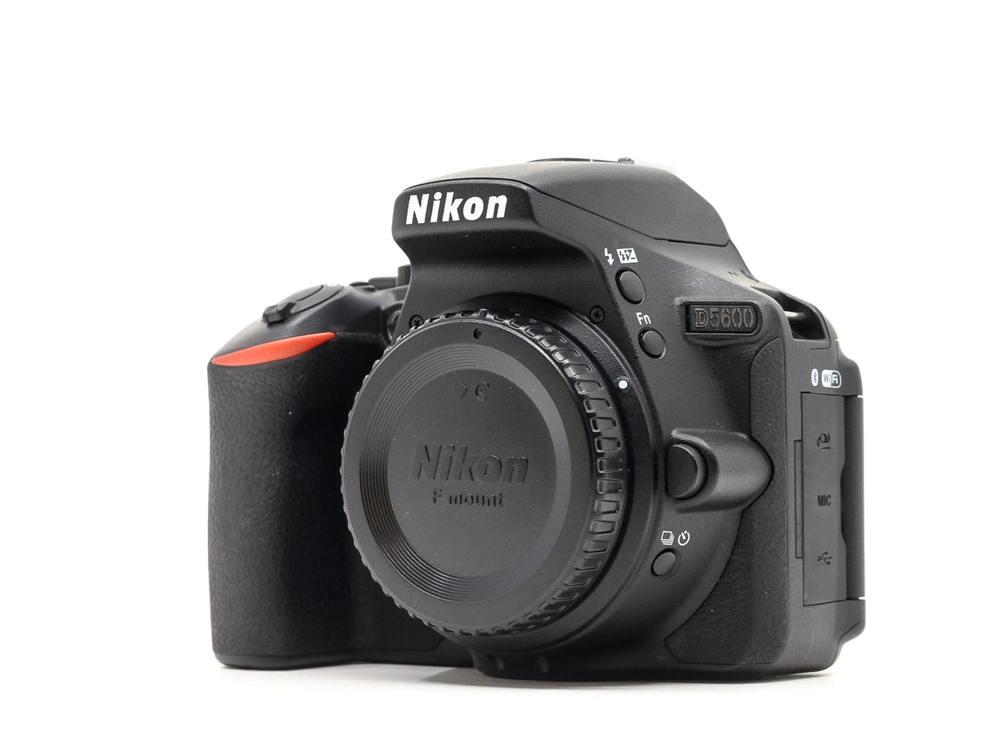 Nikon D5600 · main image