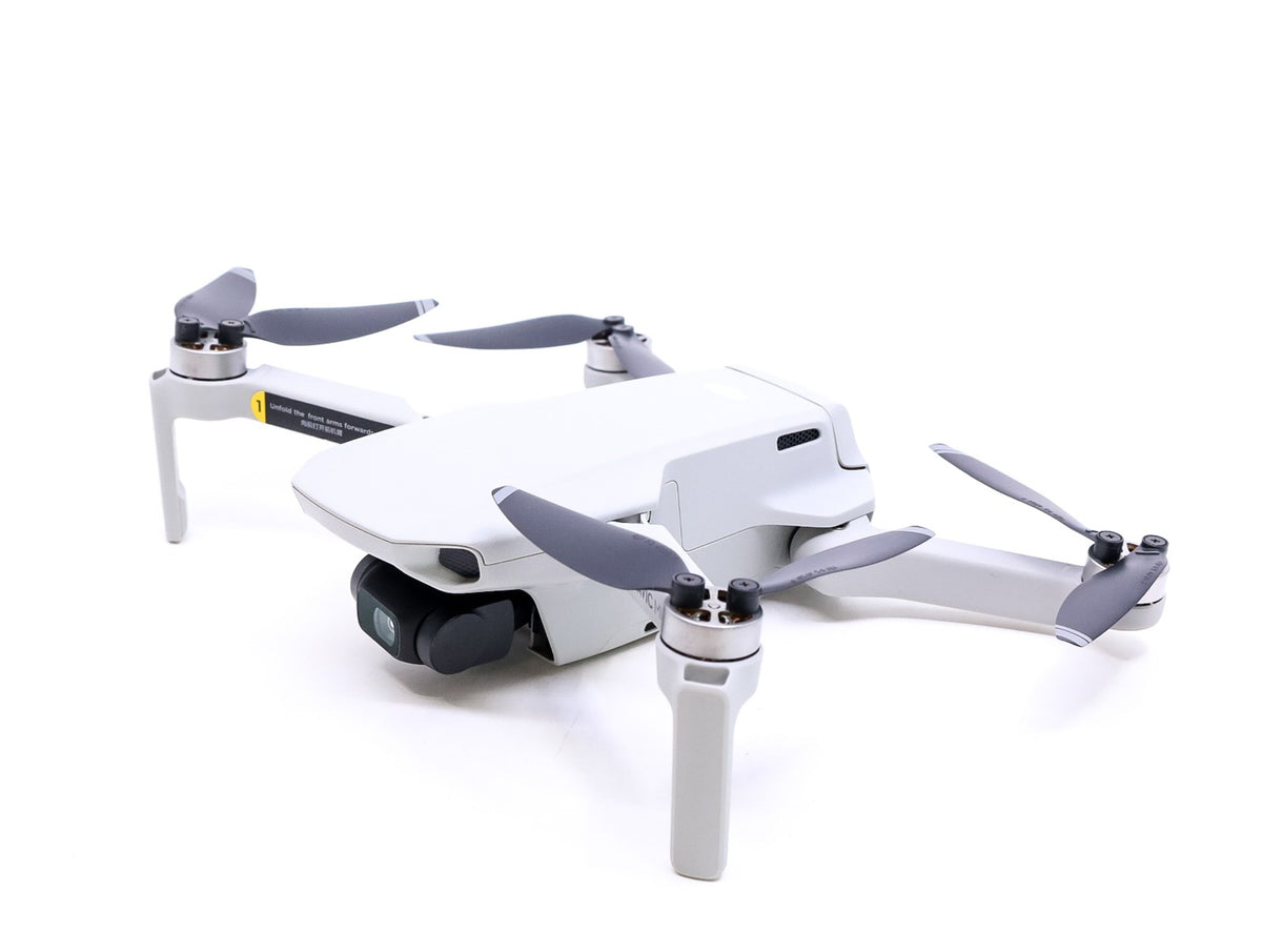 DJI Mavic Mini Fly More Combo with Mavic Mini Controller · imagen principal
