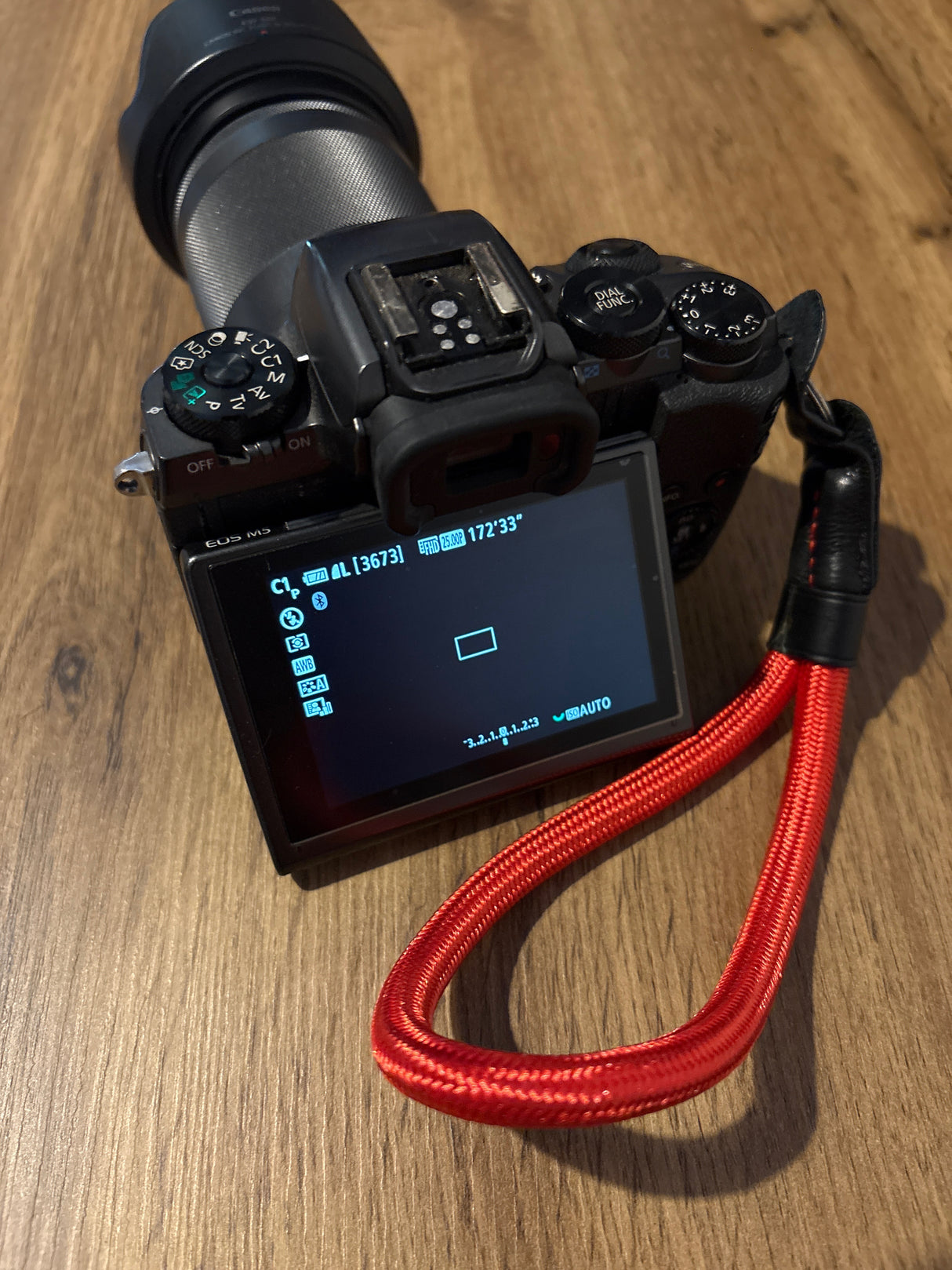 Cañón EOS M5e2ab3e68-c5fd-44d0-86c7-33bd7f1c35d6