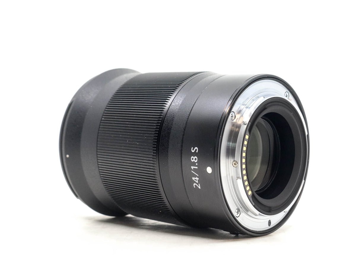 Nikon Nikkor Z 24mm f/1.8 S - segunda mano - excelente estado - detalle 3 de 4 - SKU 3709118 - Camera Market