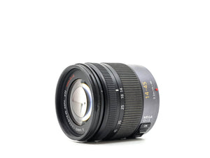 Panasonic Lumix G Vario 14-45mm f/3.5-5.6 ASPH Mega O.I.S. - segunda mano - excelente estado - detalle 3 de 4 - SKU 3727877 -