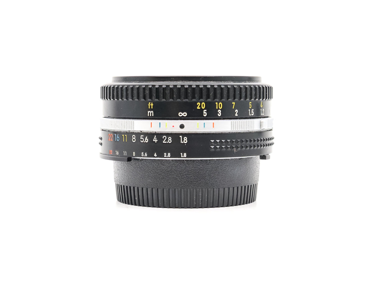 Nikon Ai-S Nikkor 50mm f/1.8 Pancake - segunda mano - excelente estado - detalle 4 de 6 - SKU 3743360 - Camera Market