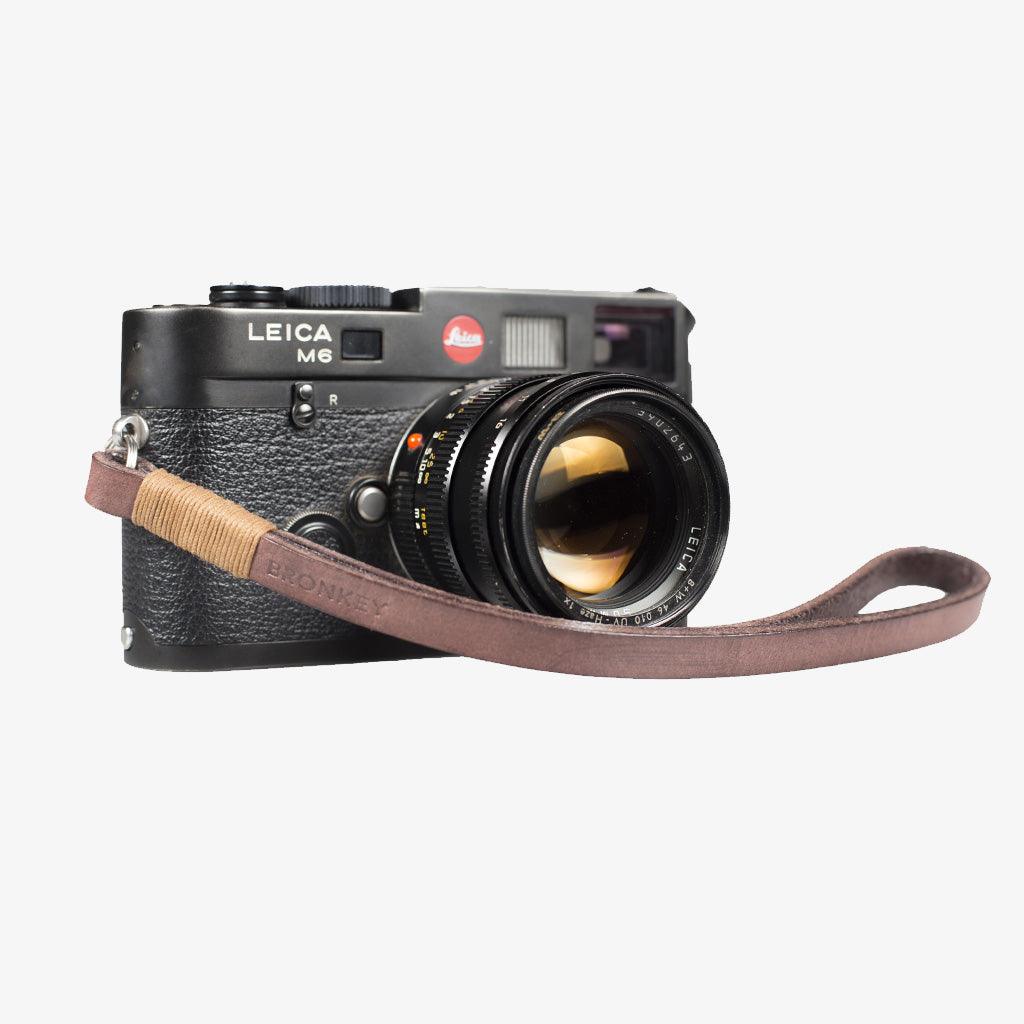 Tokyo #205 - Brown & Tanned leather camera strap · imagen principal