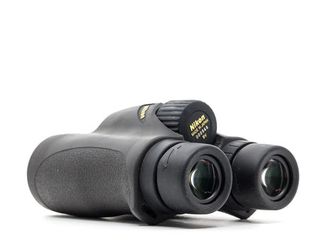 Nikon 8x42 HG L DCF Binoculars