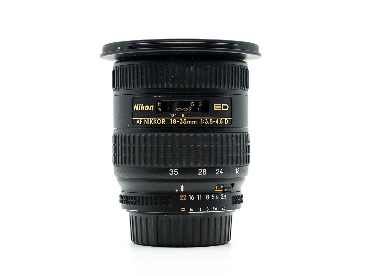 Nikon AF Nikkor 18-35mm f/3.5-4.5 D IF-ED · imagen principal