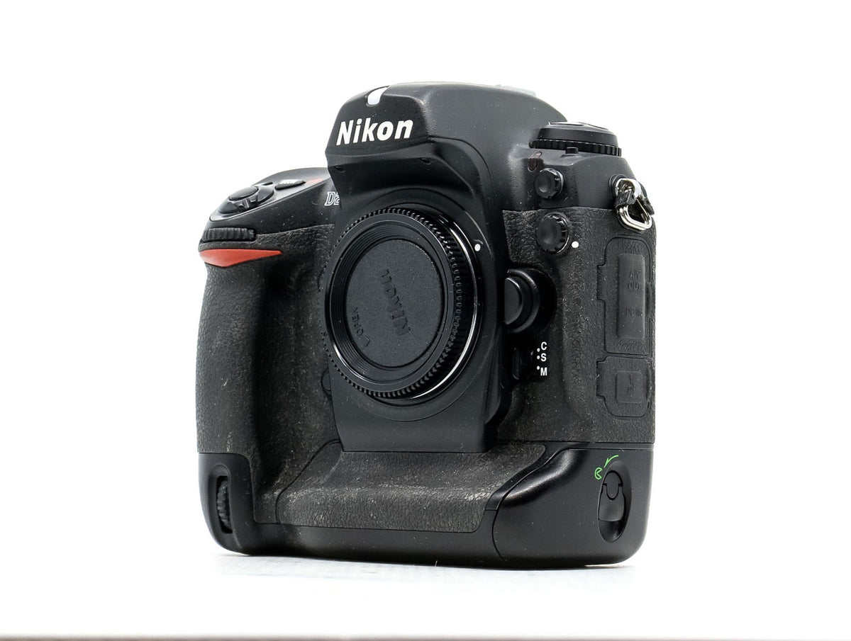 Nikon D2X · imagen principal